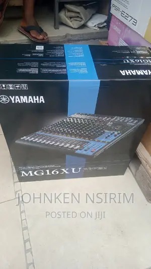 Original Yamaha 16 Channels Xu Mixer