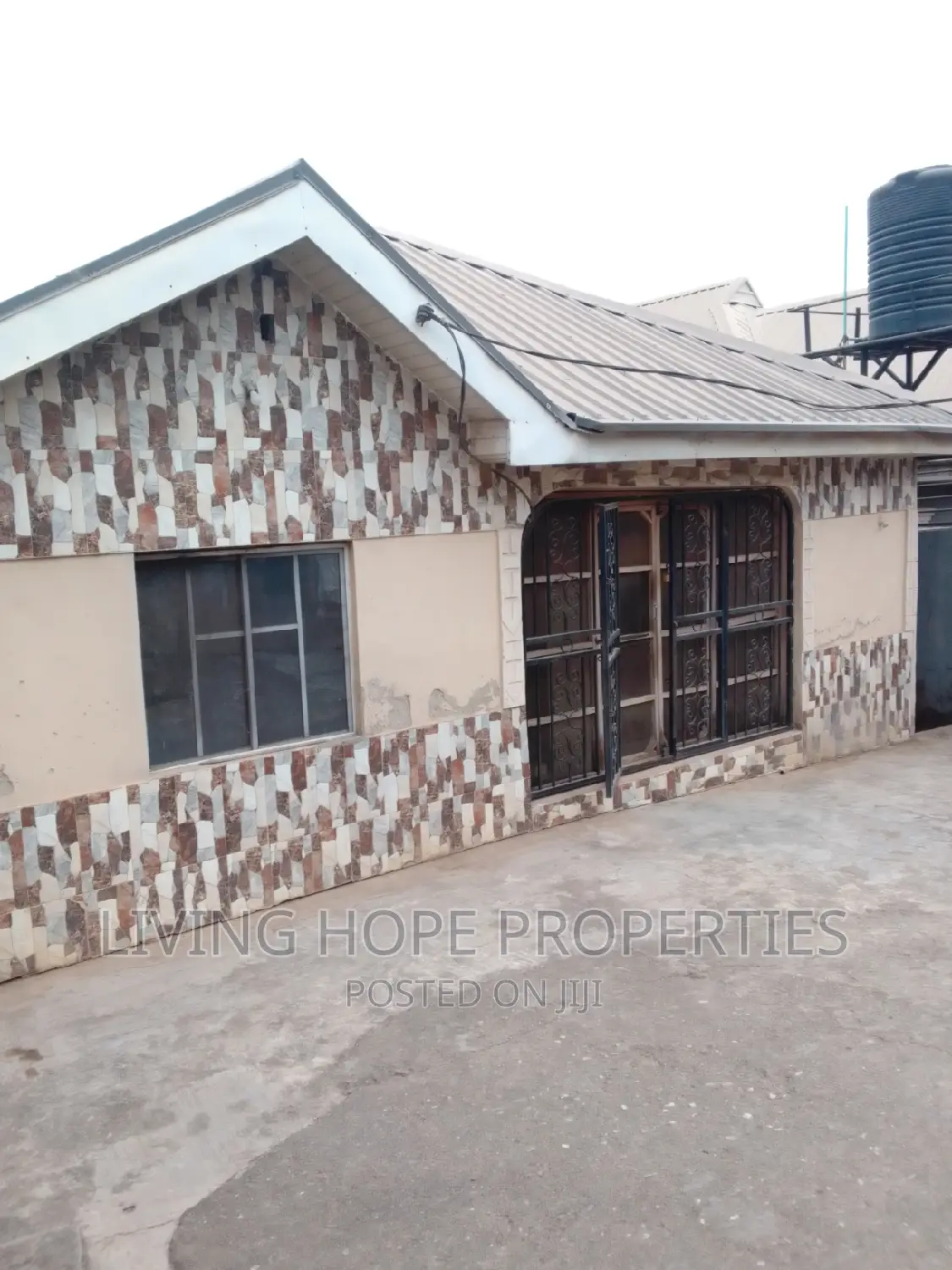 Furnished 2bdrm Block of Flats in Makogi, Obafemi-Owode for sale