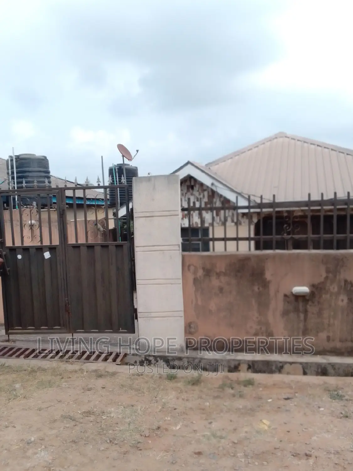 Furnished 2bdrm Block of Flats in Makogi, Obafemi-Owode for sale