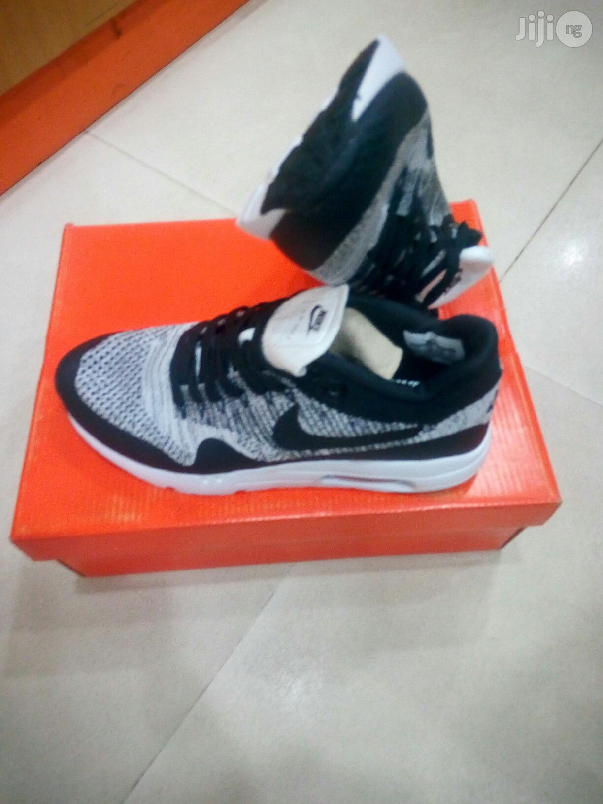 Nike Juggling Sneakers