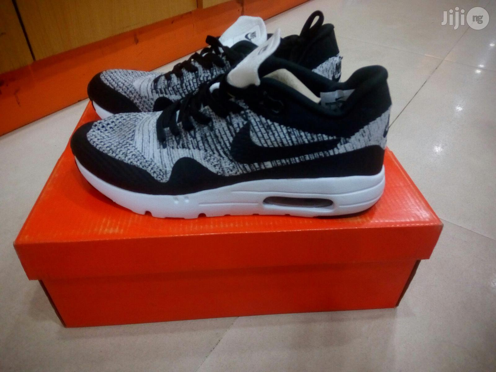 Nike Juggling Sneakers