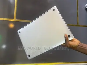 Laptop Apple MacBook Pro 2019 16GB Intel Core I9 SSD 1T
