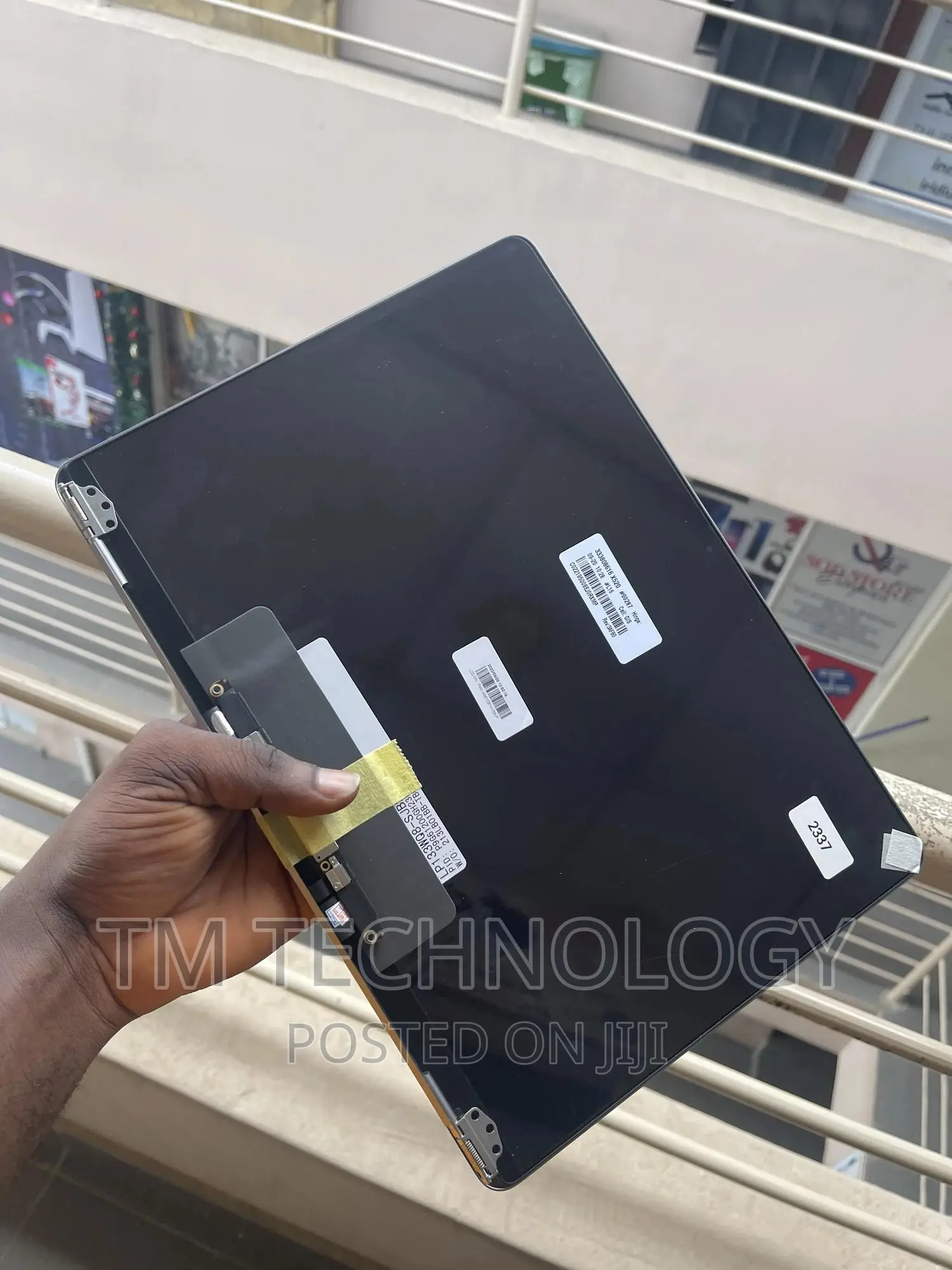Macbook Air Screen