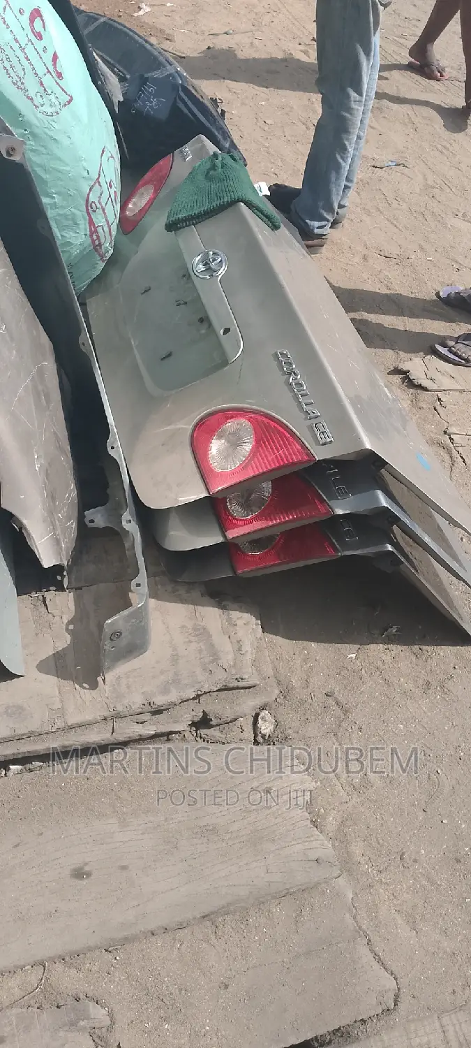 Corolla 2005 Model Complete Boot