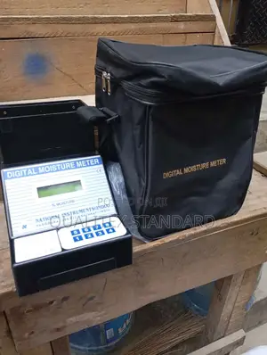 Advanced Digital Moisture Meter