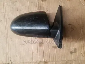 Hyundai Accent Side Mirror Available