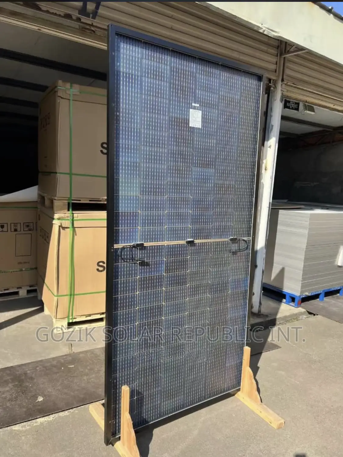 550w Canadian Cells Solar Panel