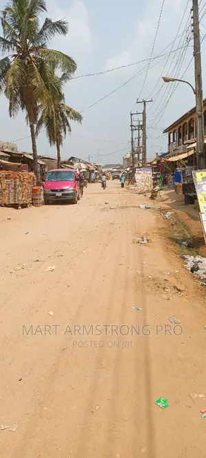 5bdrm Bungalow in Olainukan, Ikorodu for sale