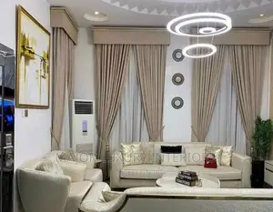 Simple Board Design With Quality Curtains