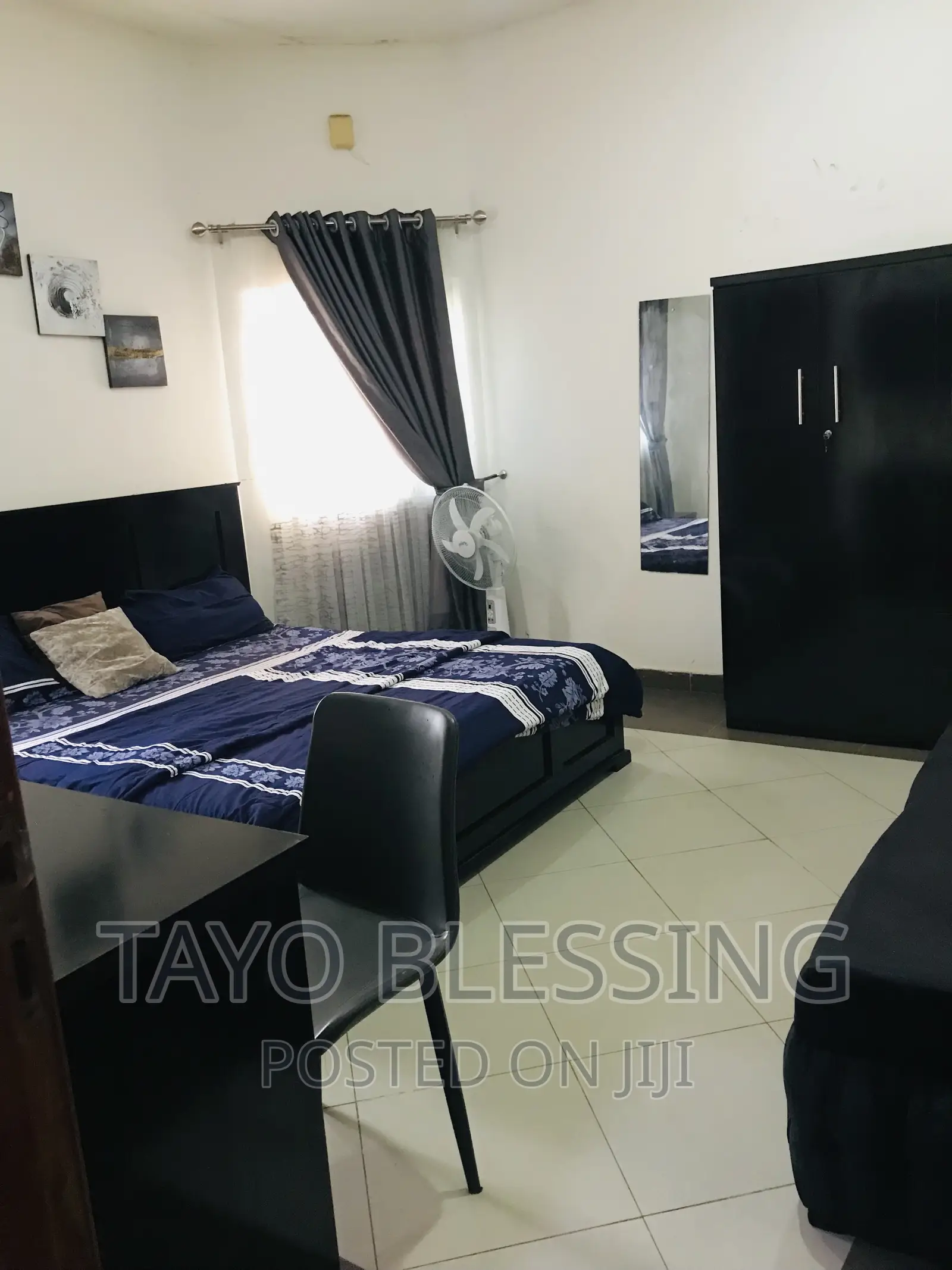 A Large Studio Apartment Within a Serene Environment