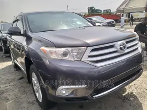 Toyota Highlander 2012 Gray