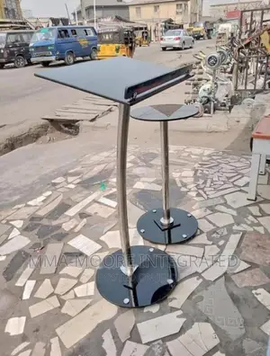 Single Pole Pulpit