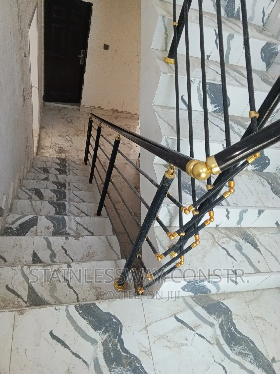 Vento Aluminum Railing