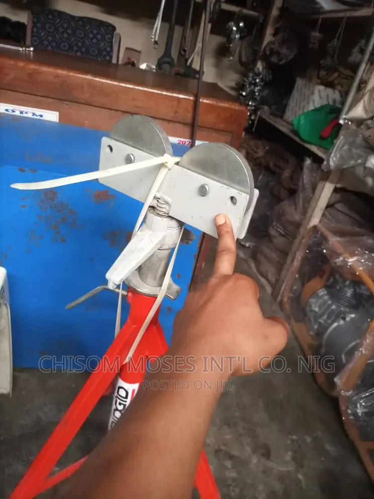 Ridgid Head Roller Pipe Stand