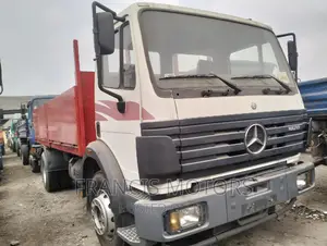 Foreign Used Mercedes Benz 1820 Truck