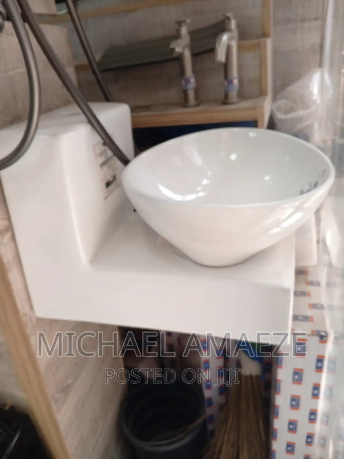 Hanging Ceramic Wash Hand Basin