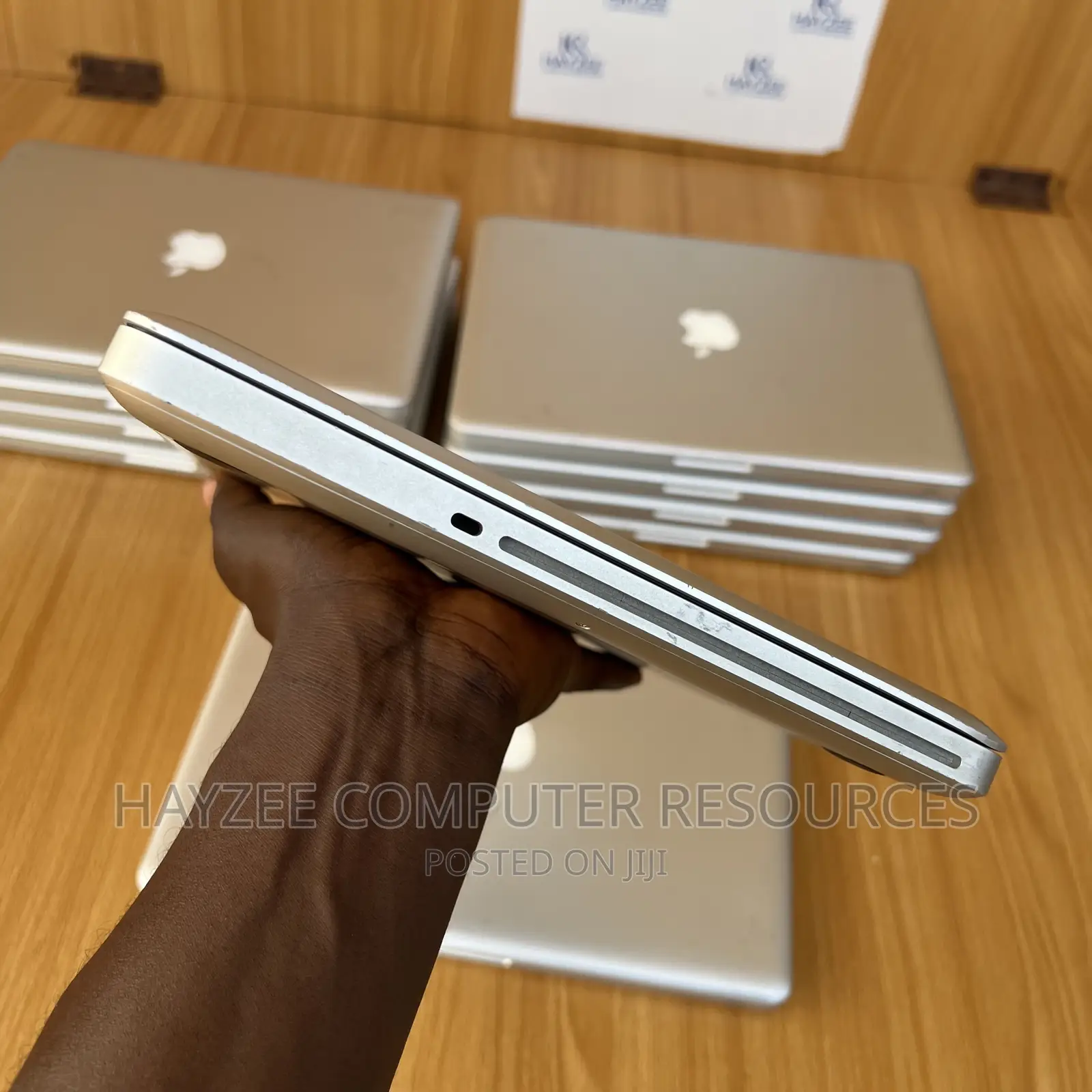 Laptop Apple MacBook 2012 8GB Intel Core I5 HDD 500GB