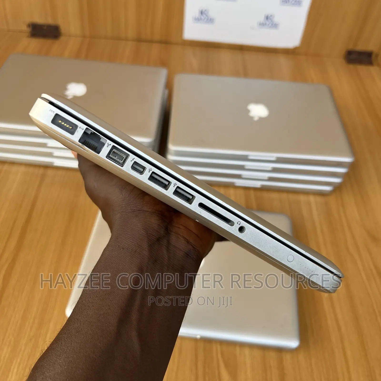 Laptop Apple MacBook 2012 8GB Intel Core I5 HDD 500GB