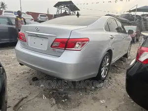 Lexus ES 2012 Silver