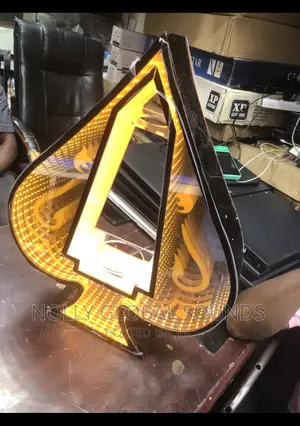 Premium Quality Champagne Dorime Wine Carrier. Dorime Casket