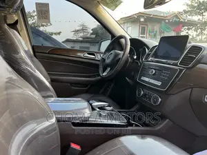 Mercedes-Benz GLE-Class 2016 Gray