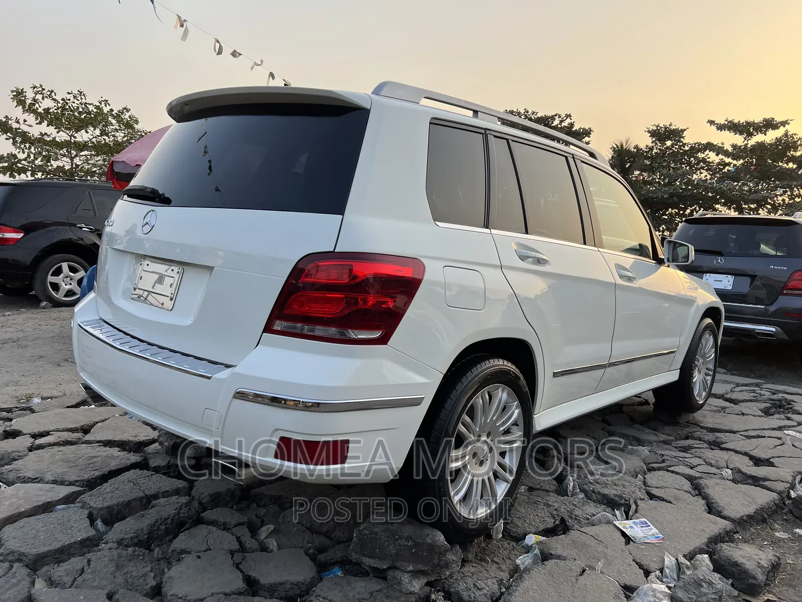 Mercedes-Benz GLK-Class 2012 Off white