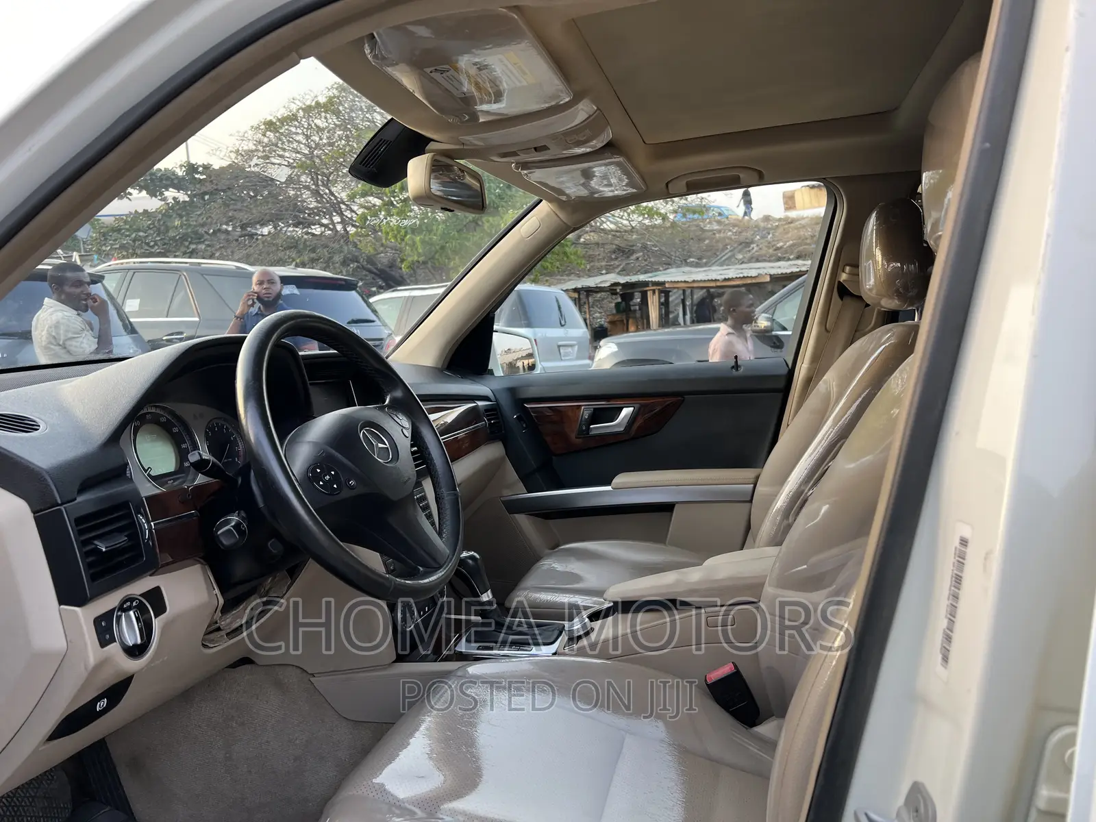 Mercedes-Benz GLK-Class 2012 Off white