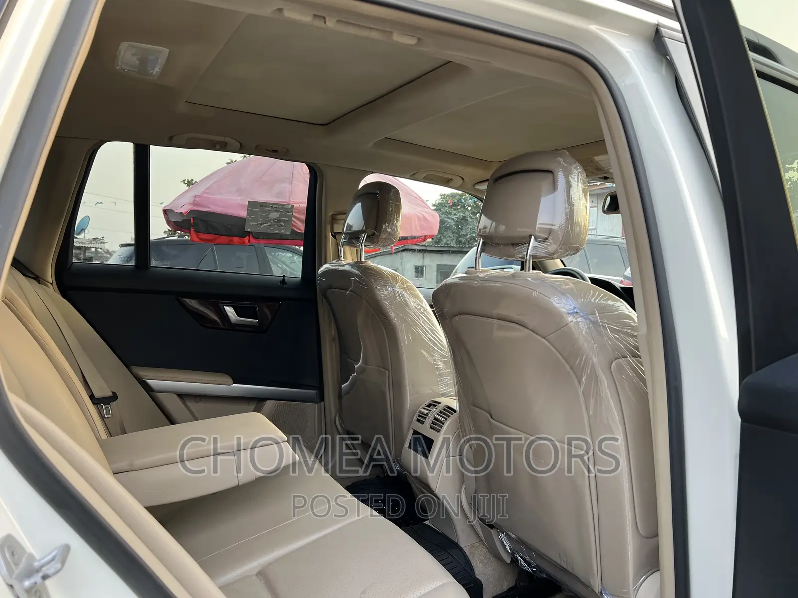 Mercedes-Benz GLK-Class 2012 Off white