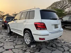 Mercedes-Benz GLK-Class 2012 Off white