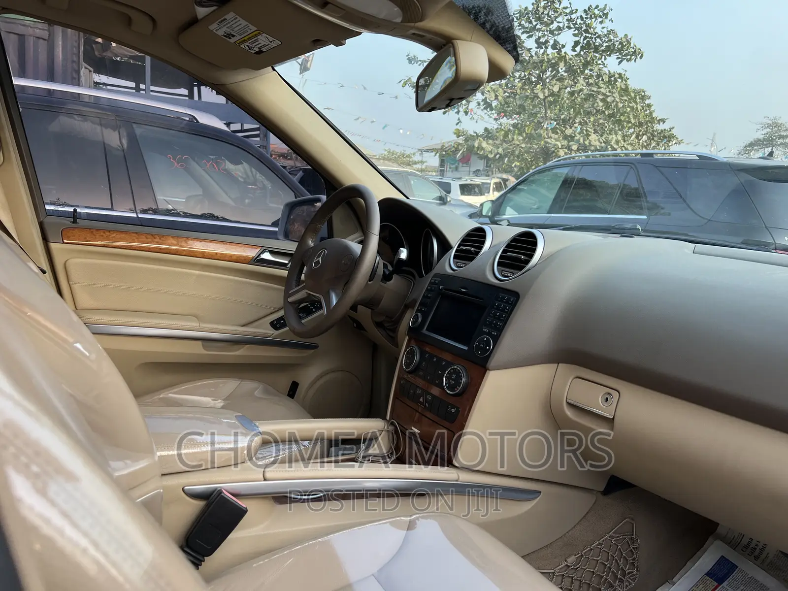 Mercedes-Benz M Class 2010 White