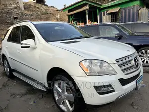 Mercedes-Benz M Class 2010 White