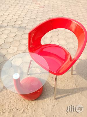 Portable B15 Discussion Table With Chair