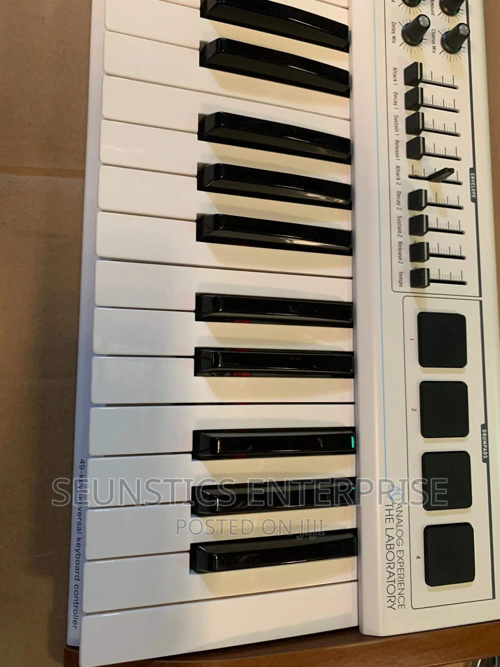 Quality Arturia Analog Experience Lab 49 Midi Keyboard