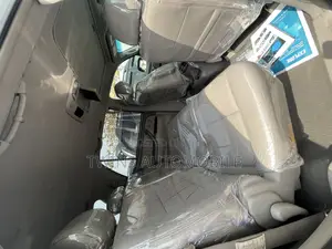 Toyota Sequoia 2006 Silver