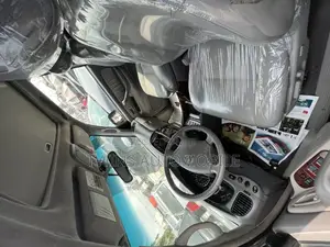 Toyota Sequoia 2006 Silver