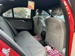 Mercedes-Benz C300 2010 Red