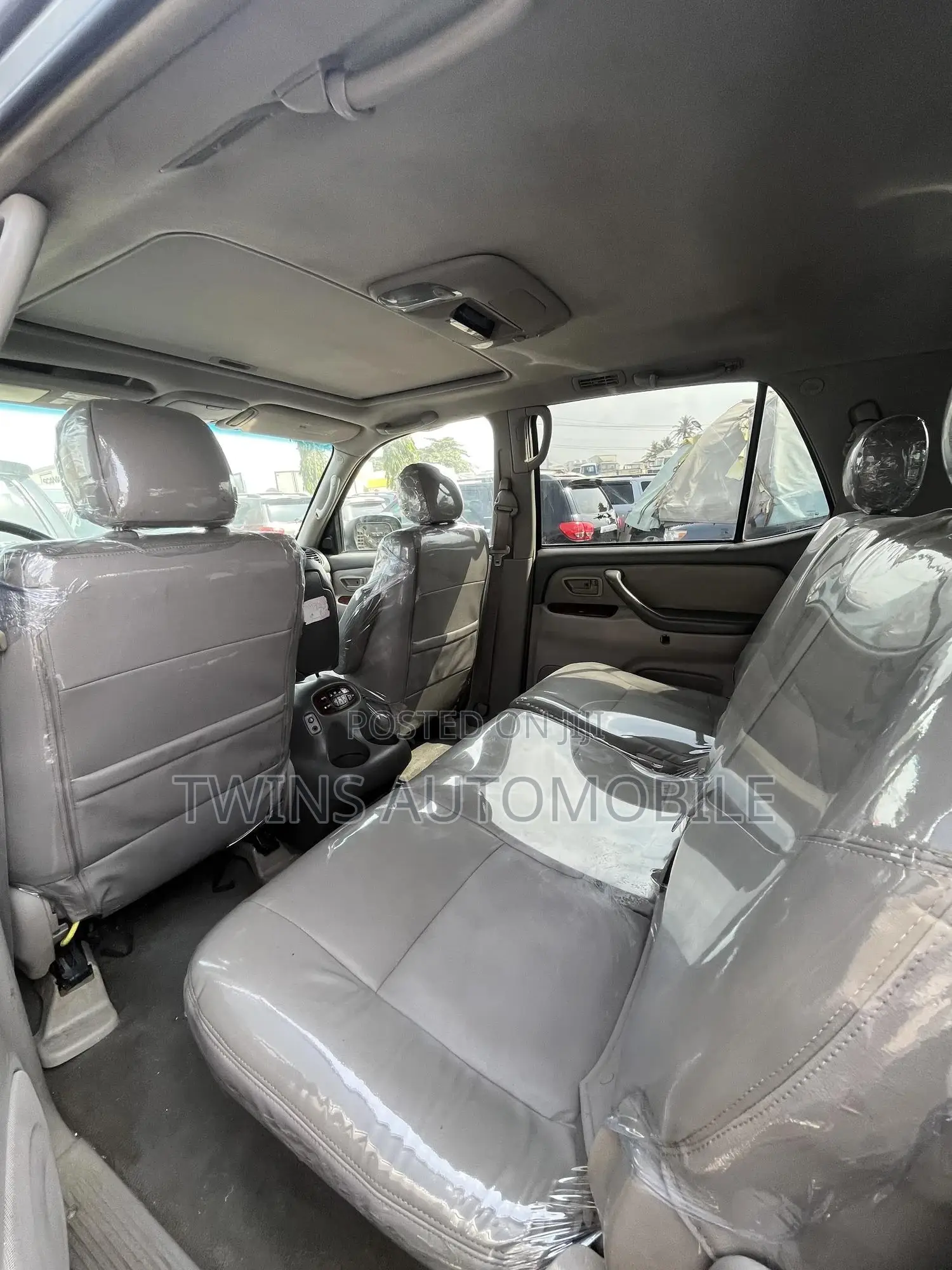 Toyota Sequoia 2007 Silver