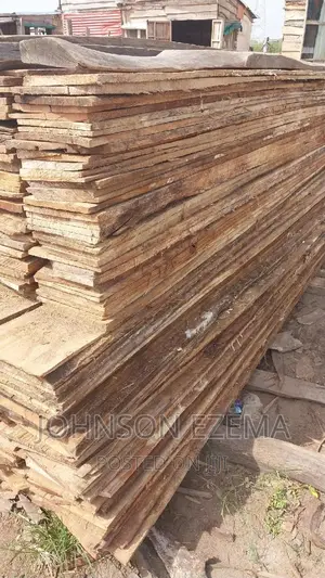 Quality Planks for Building Houses