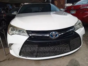 Toyota Camry 2015 White