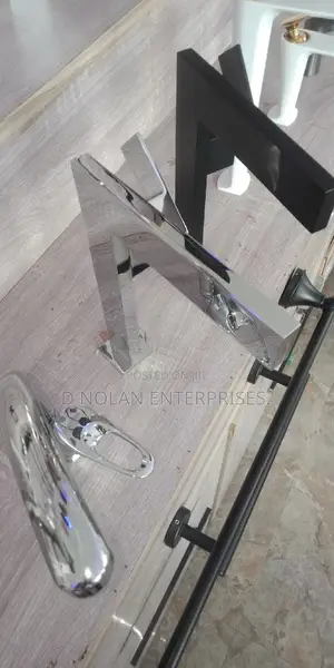 England Quality Long Basin Mixer Tap