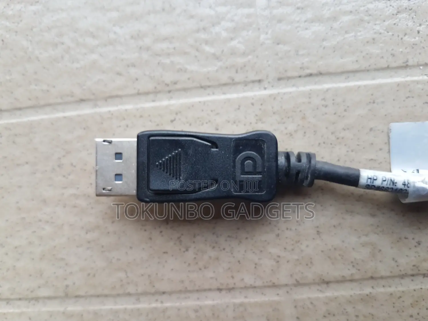 HP Display Port to VGA Converter