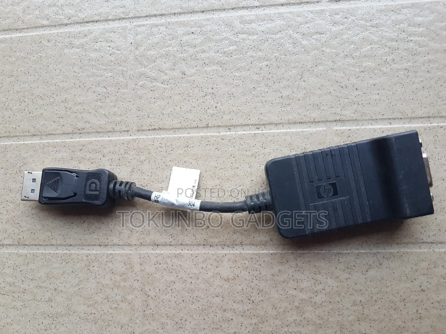 HP Display Port to VGA Converter