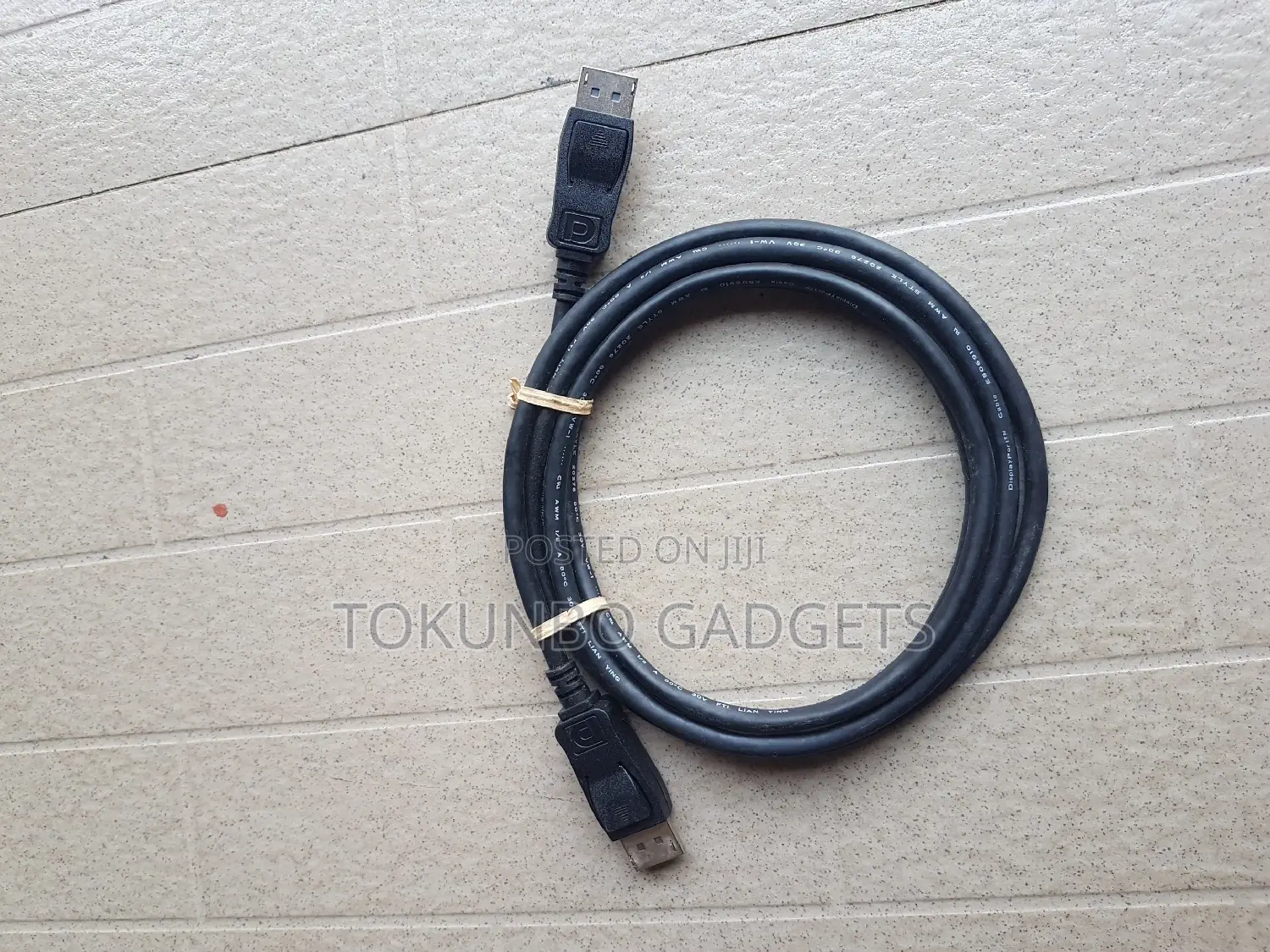 Display Port to Display Port Cable