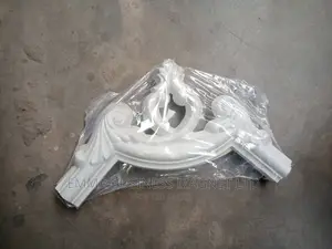 High Quality Corner Cornices
