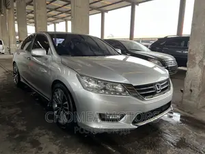 Honda Accord 2012 Silver