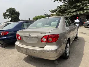 Toyota Corolla 2006 Gold