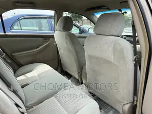 Toyota Corolla 2006 Gold