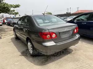 Toyota Corolla 2005 Gray