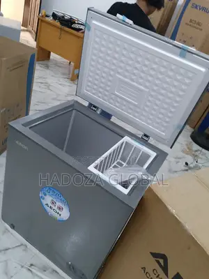 New Efficient Aeon 150 Litres Acf150gk Chest Freezer