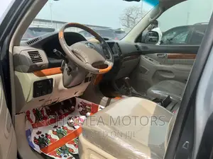 Lexus GX 470 Sport Utility 2005 Gray